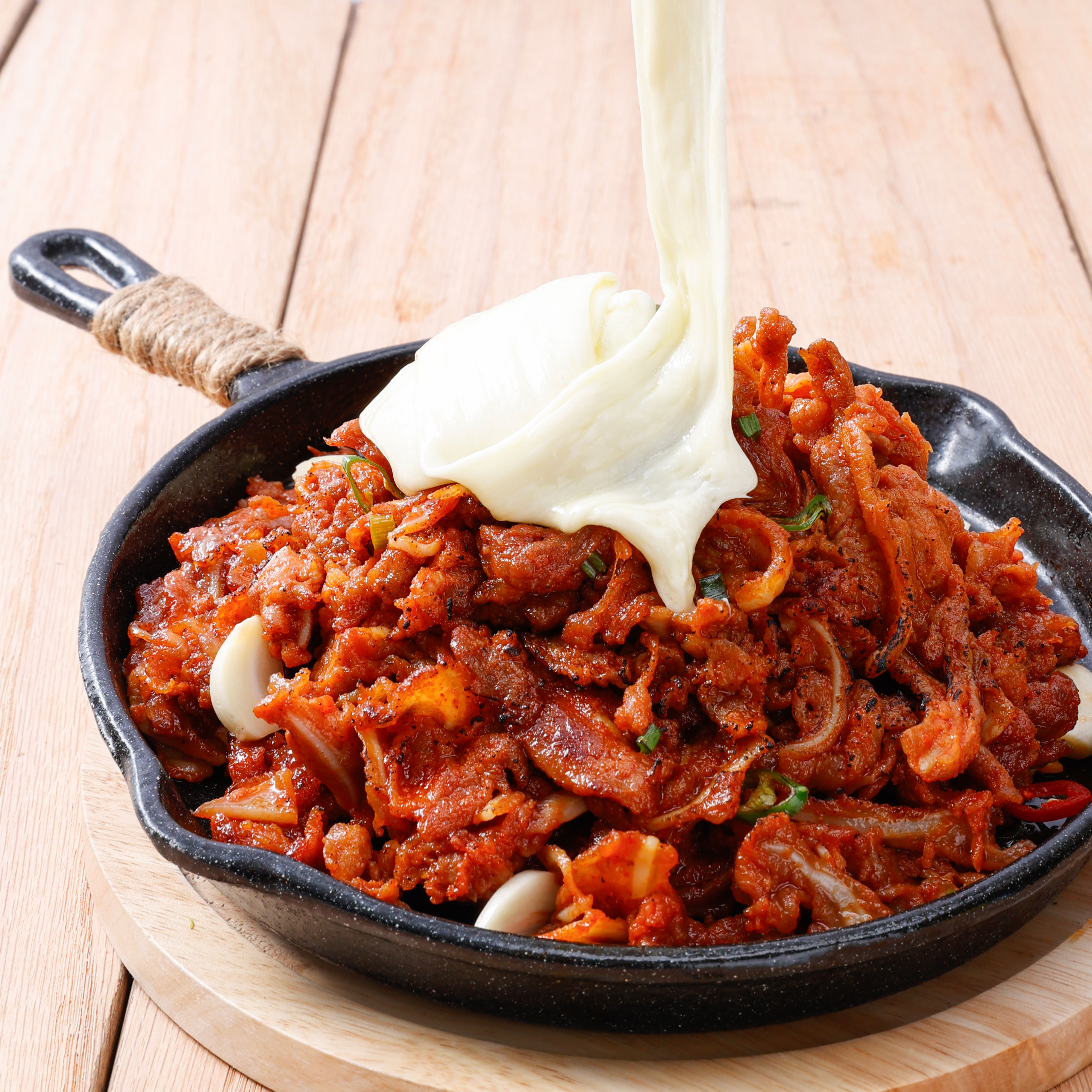 매콤오돌뼈300g